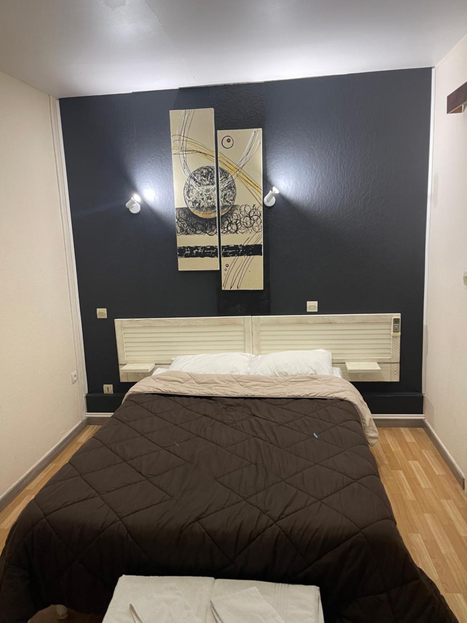 Hotel Auberge Des Charmilles Sainte-Soulle Rom bilde